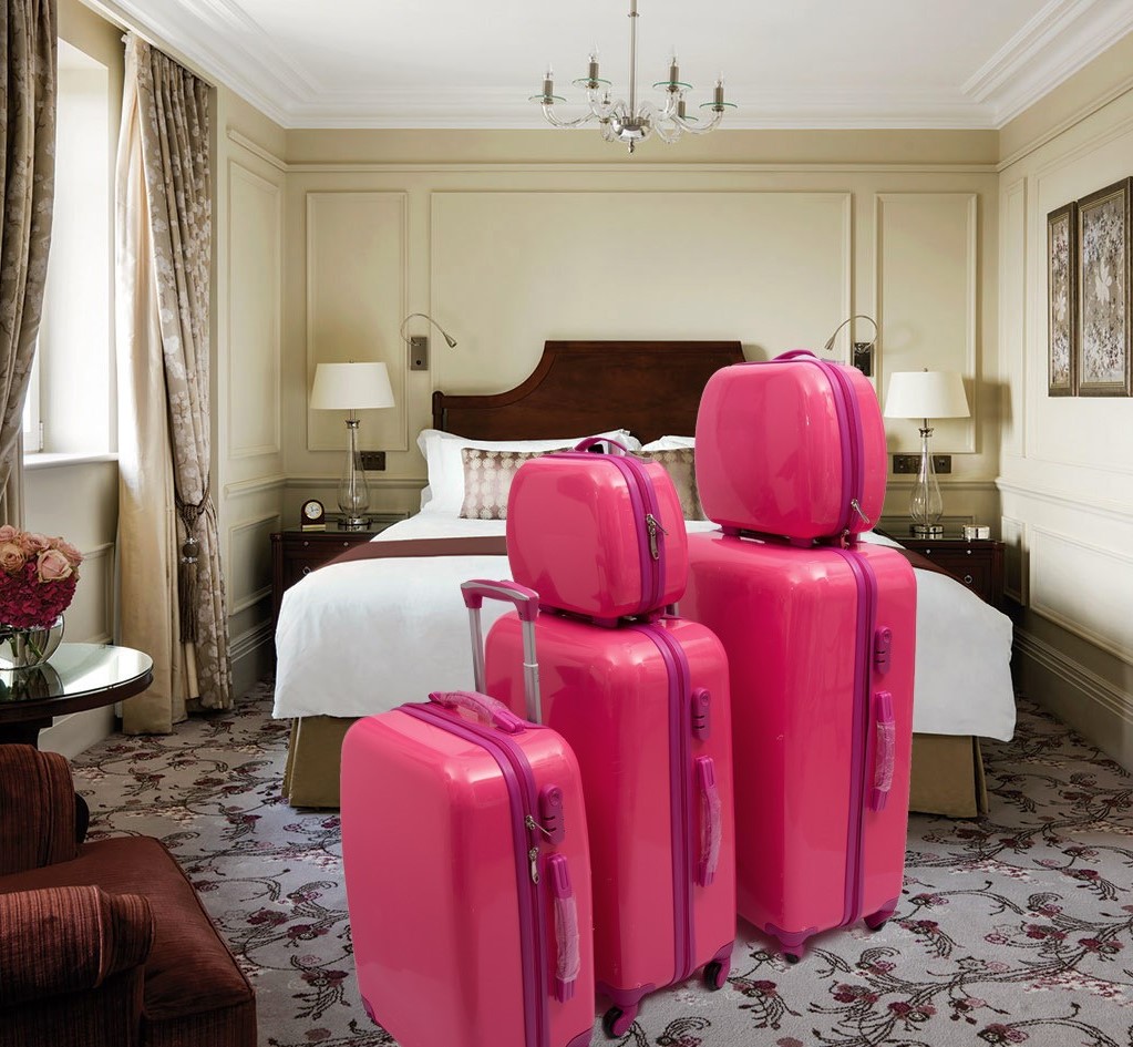 GALLARDO 5-PIECE FASHION HARDSIDE SPINNER LUGGAGE SET ( FUCHSIA )